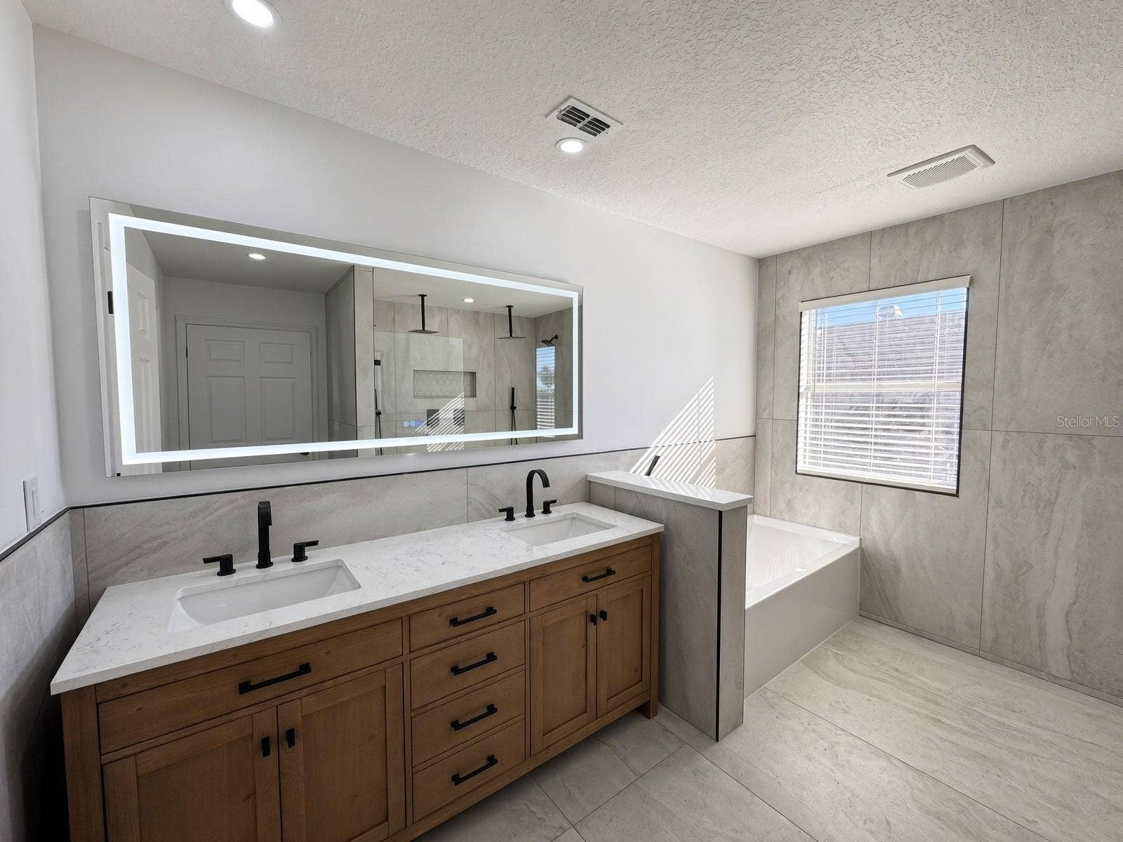 1959 WESTPOINTE CIRCLE, Orlando, FL 32835 1959 WESTPOINTE CIRCLE, Orlando, FL 32835
