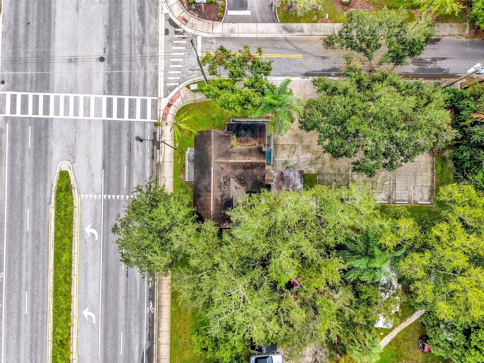 214 E OAK STREET, Kissimmee, FL 34744