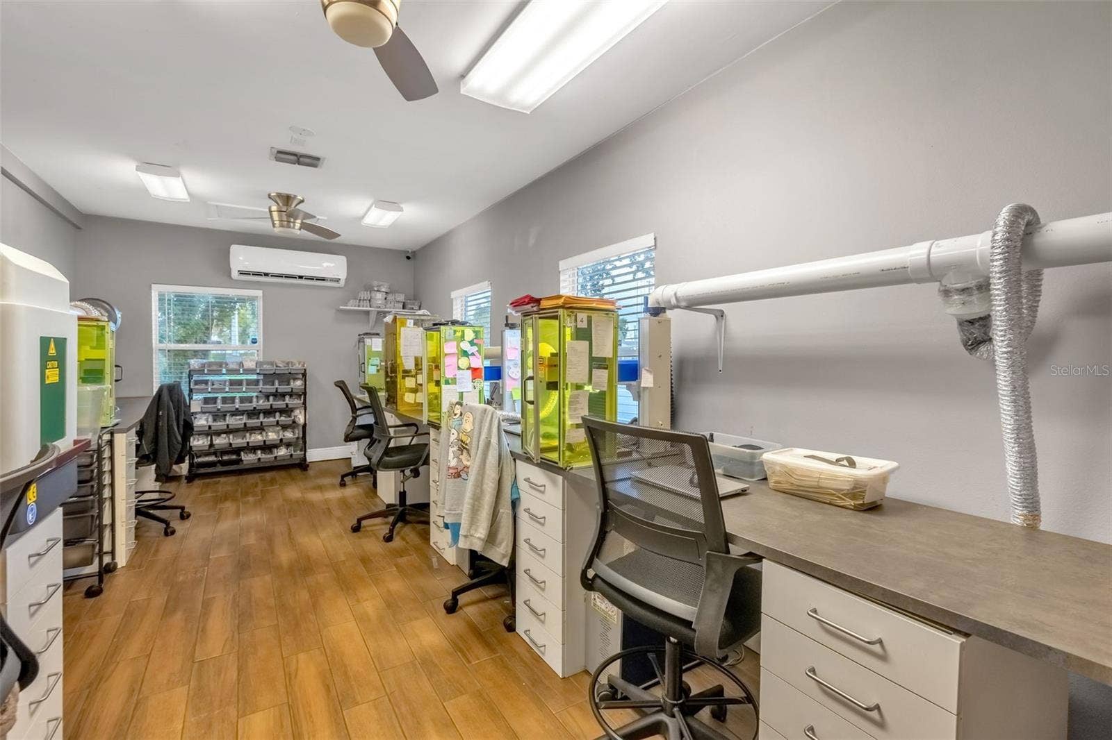 214 E OAK STREET, Kissimmee, FL 34744