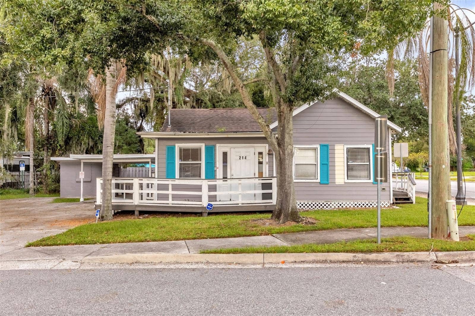 214 E OAK STREET, Kissimmee, FL 34744