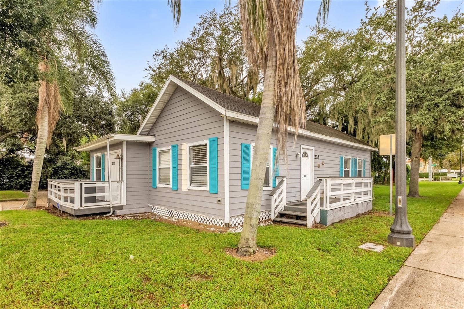 214 E OAK STREET, Kissimmee, FL 34744