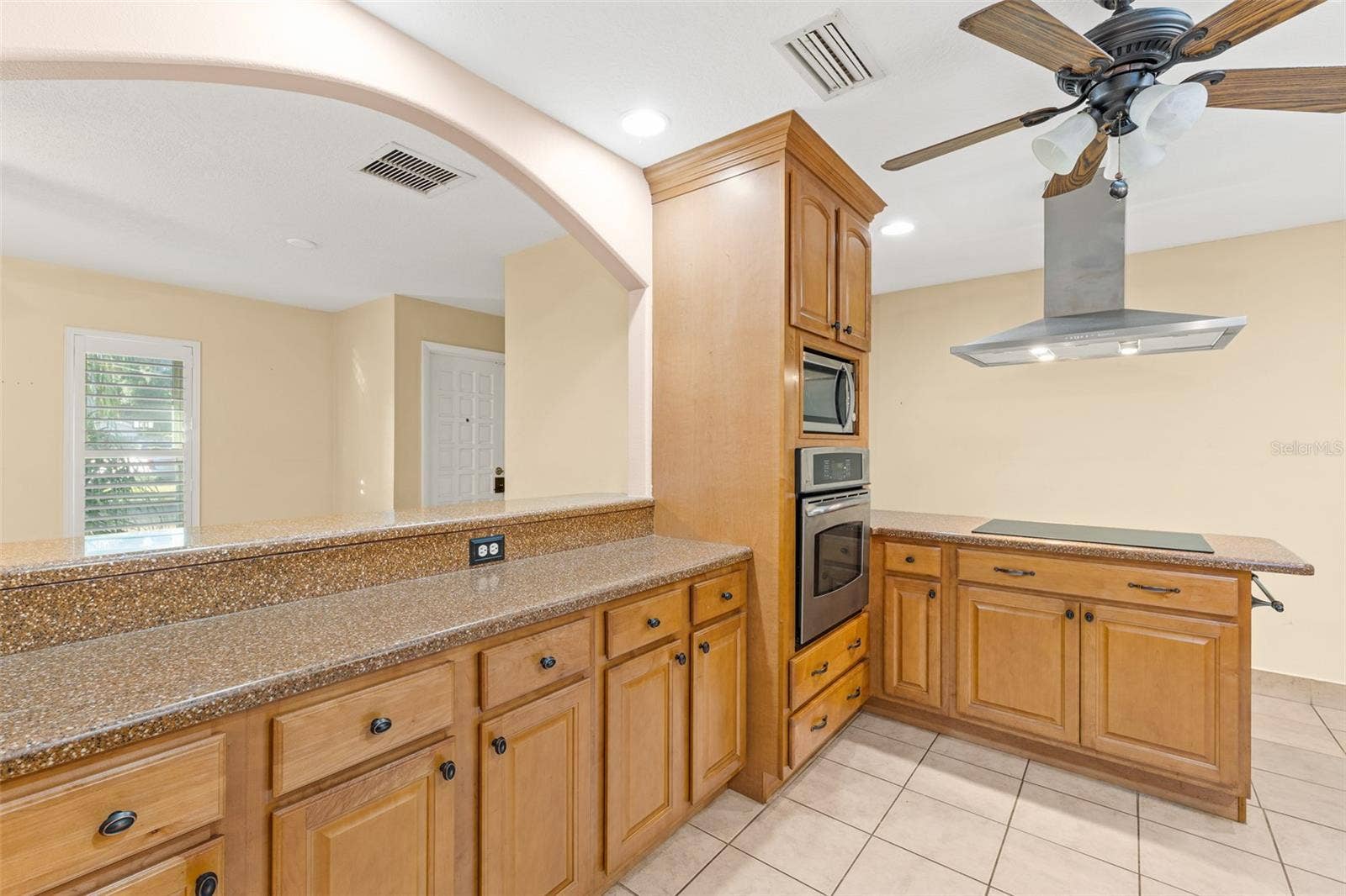 638 ORANGE COURT, Rockledge, FL 32955 Breakfast Bar & Open Archways