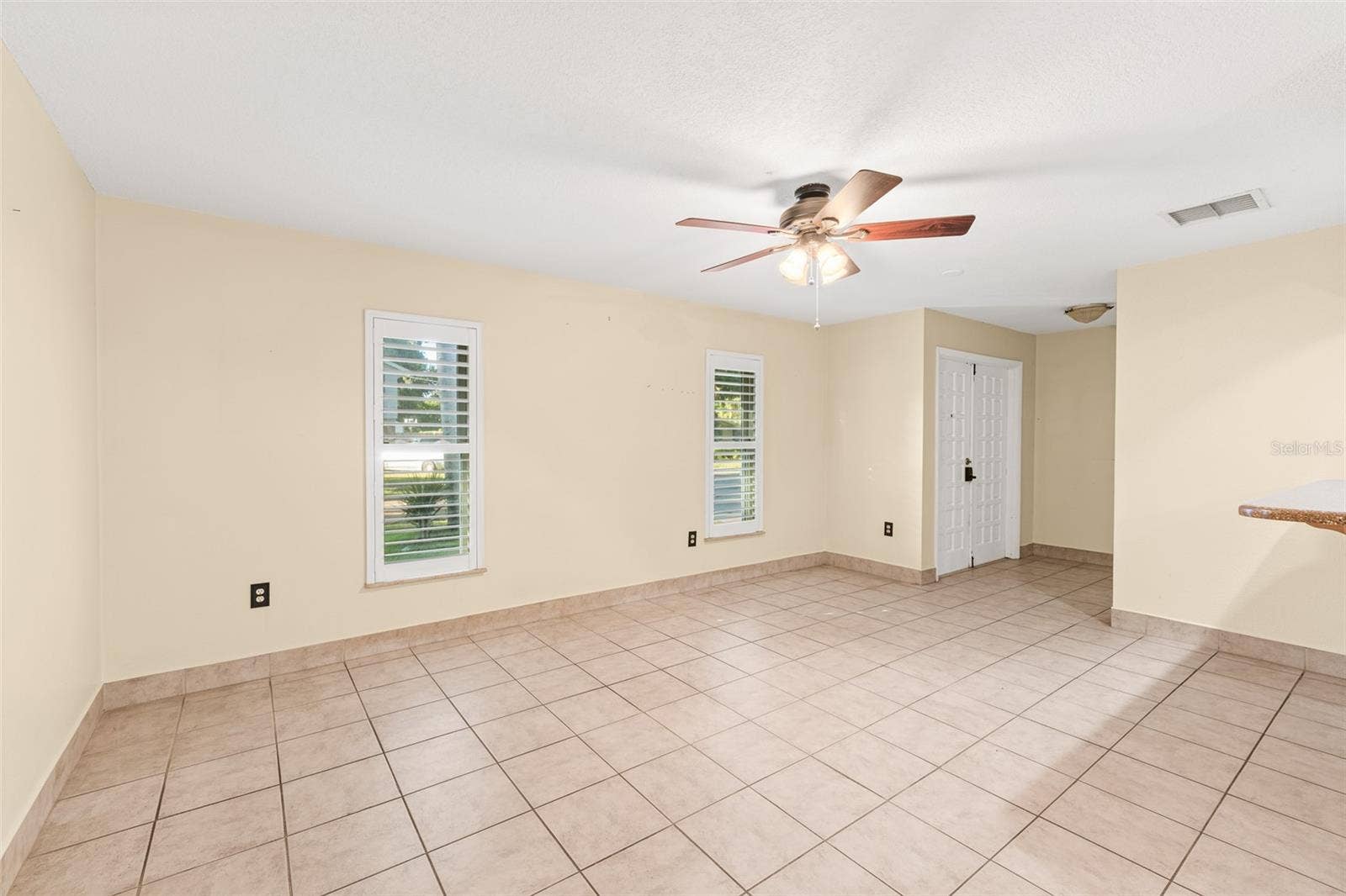 638 ORANGE COURT, Rockledge, FL 32955 Living Room