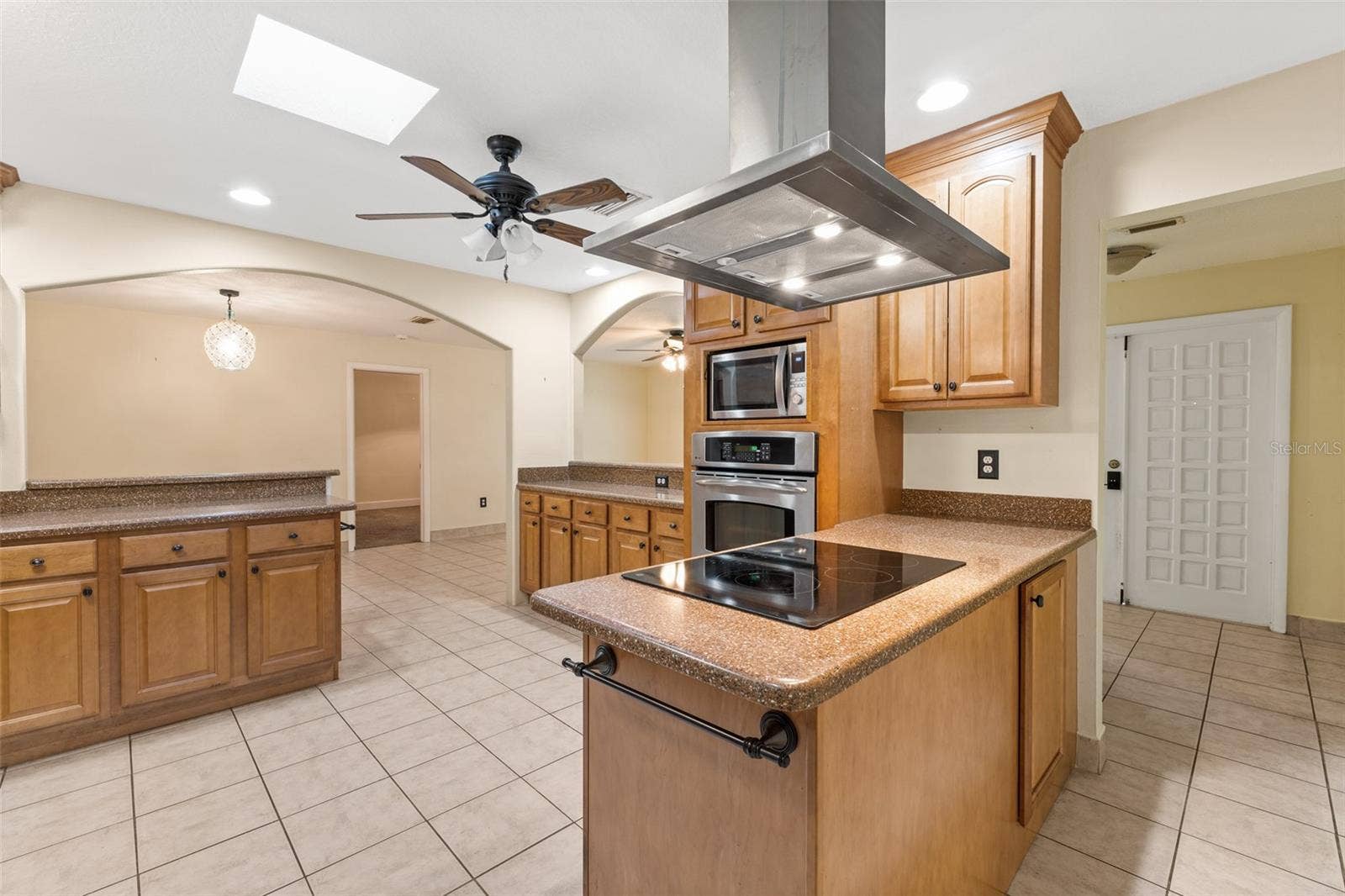 638 ORANGE COURT, Rockledge, FL 32955 Stainless Appliances