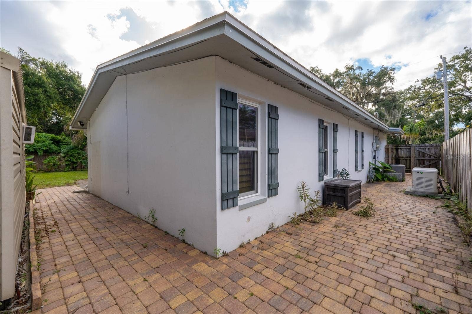638 ORANGE COURT, Rockledge, FL 32955 Paver Walkways