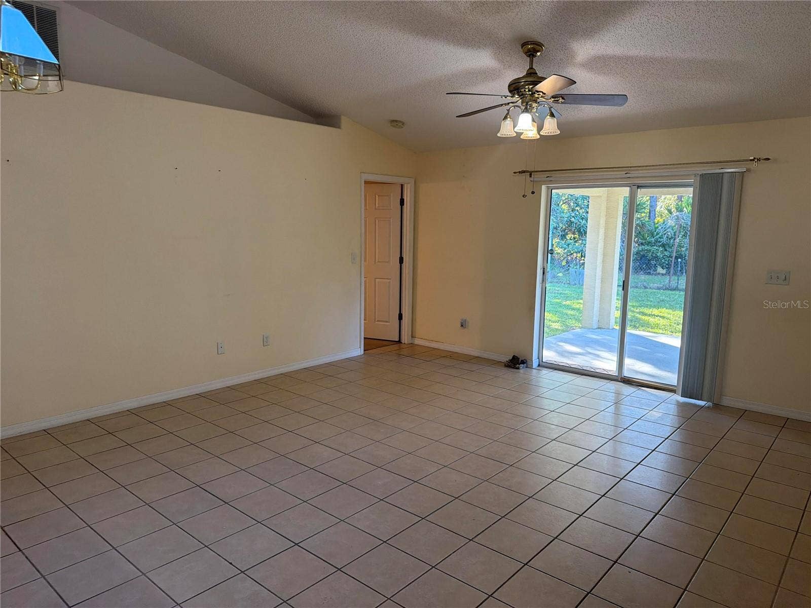 25 RYMSHAW DRIVE, Palm Coast, FL 32164
