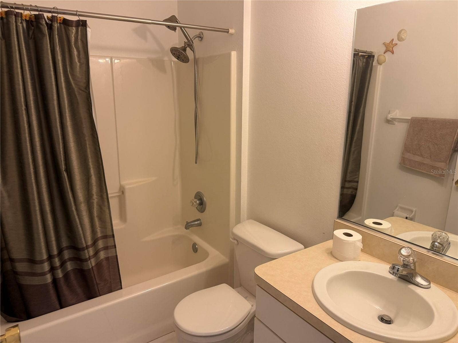 25 RYMSHAW DRIVE, Palm Coast, FL 32164