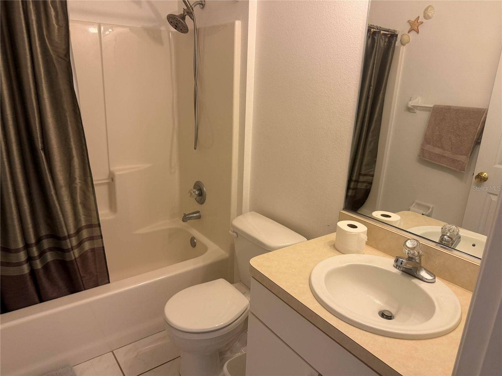 25 RYMSHAW DRIVE, Palm Coast, FL 32164