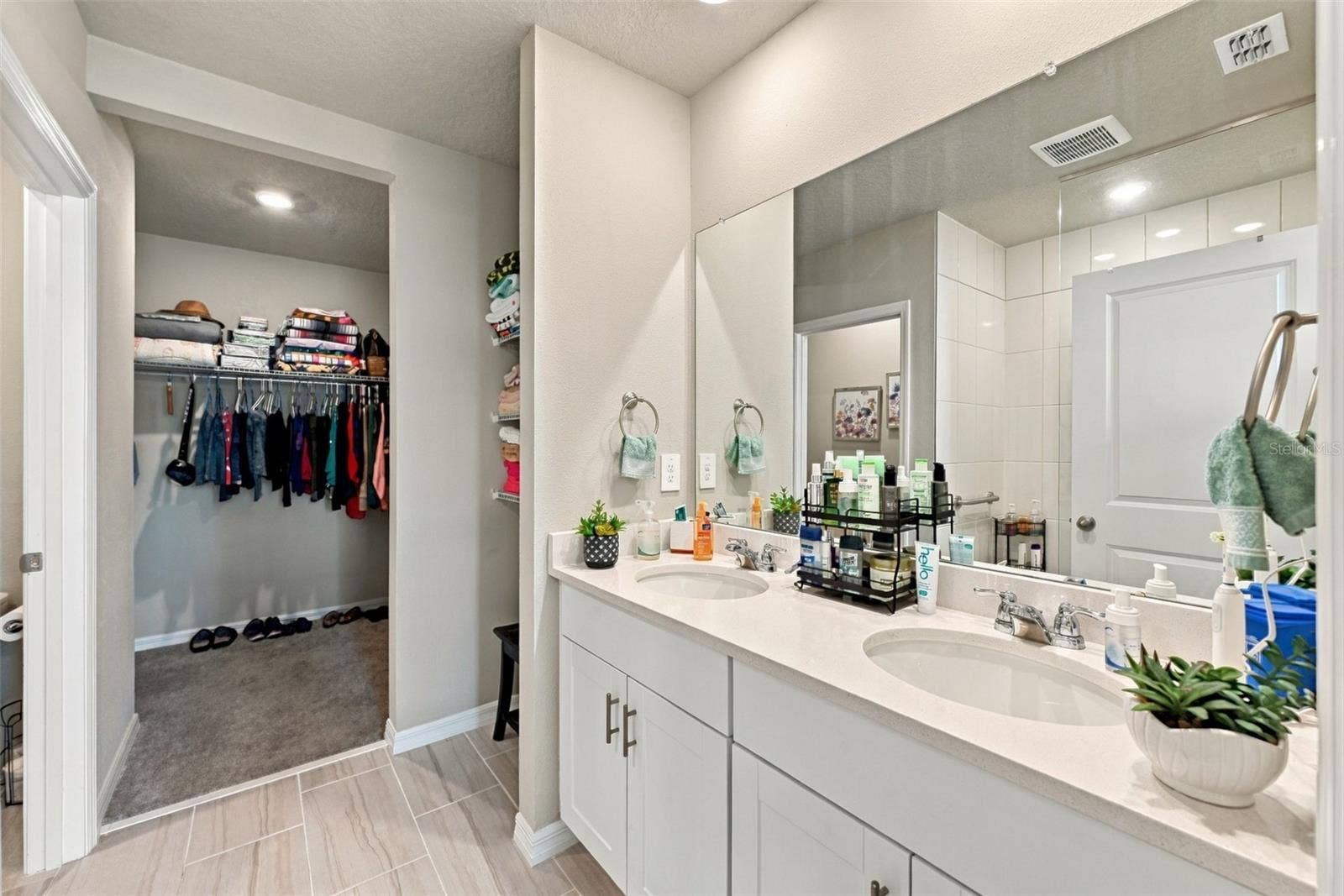 3708 RADIANT MOUNTAIN DRIVE, Plant City, FL 33565 3708 RADIANT MOUNTAIN DRIVE, Plant City, FL 33565