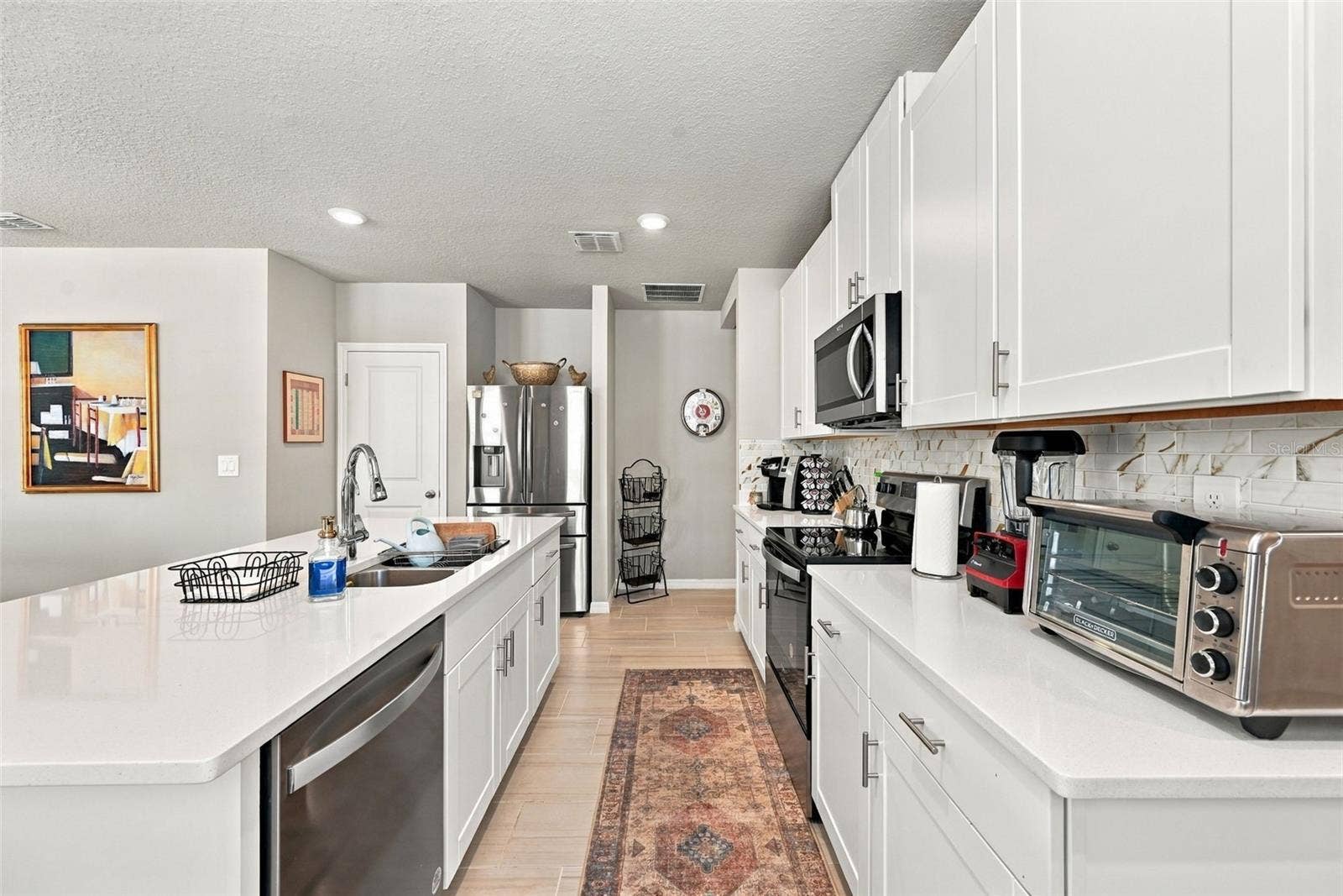 3708 RADIANT MOUNTAIN DRIVE, Plant City, FL 33565 3708 RADIANT MOUNTAIN DRIVE, Plant City, FL 33565