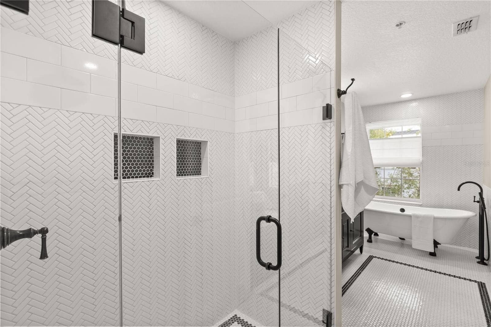 2084 BRINK ALLEY, Orlando, FL 32814 2084 BRINK ALLEY, Orlando, FL 32814