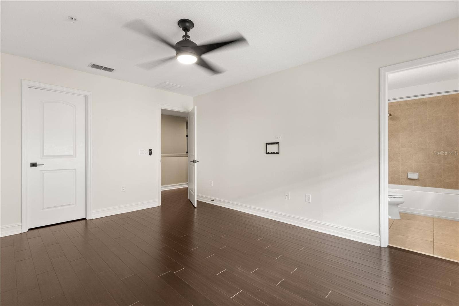 2084 BRINK ALLEY, Orlando, FL 32814 2084 BRINK ALLEY, Orlando, FL 32814