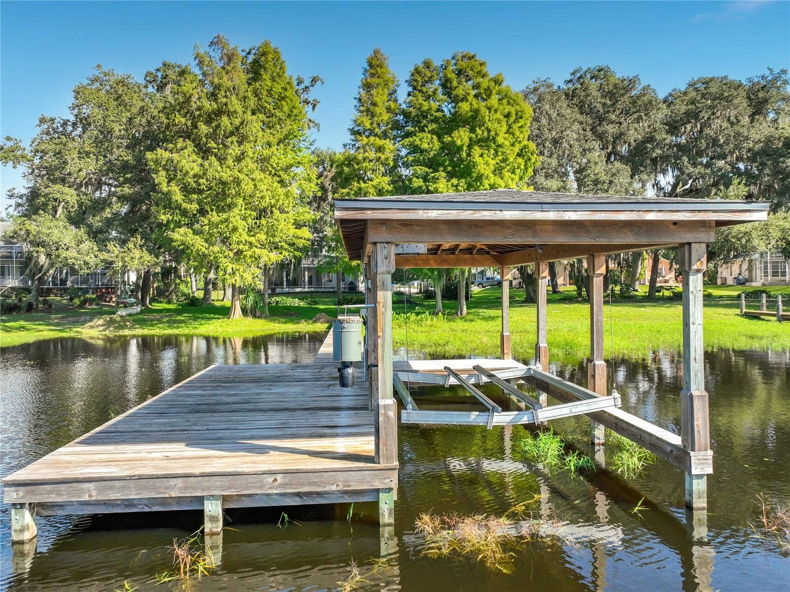 1128 OAKPOINT CIRCLE, Apopka, FL 32712 Newer boat dock