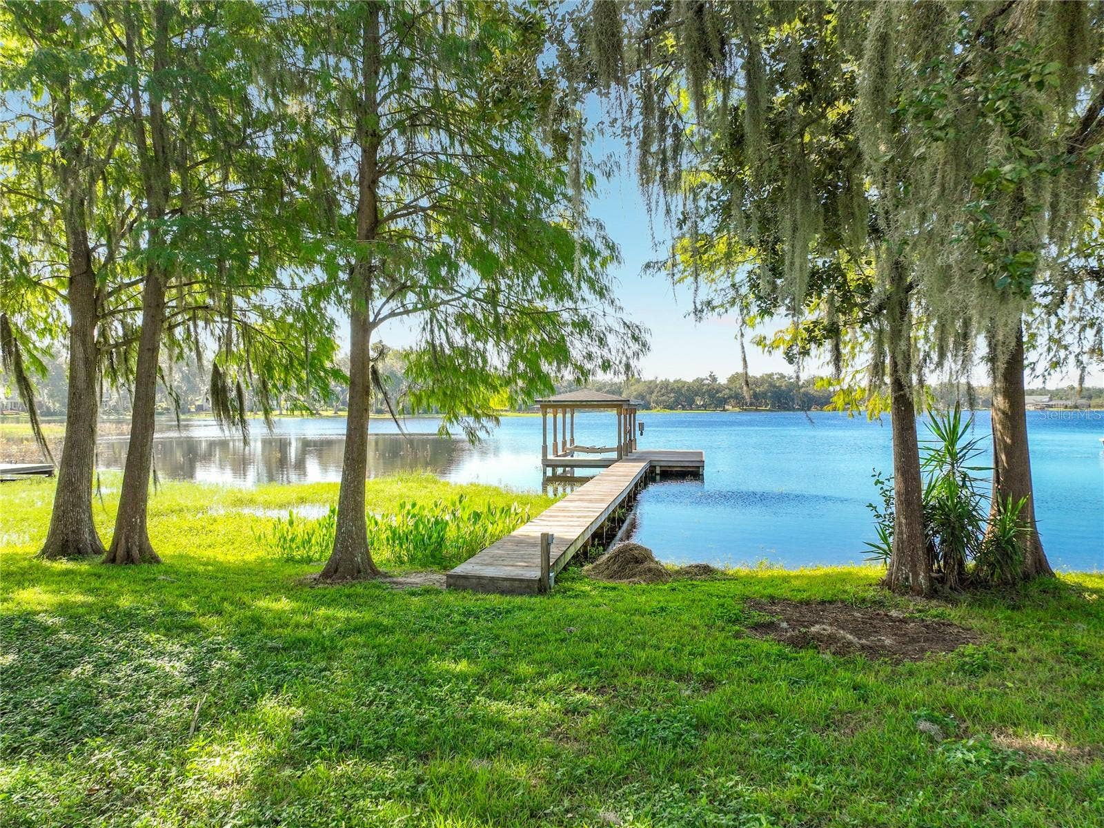 1128 OAKPOINT CIRCLE, Apopka, FL 32712 1128 OAKPOINT CIRCLE, Apopka, FL 32712