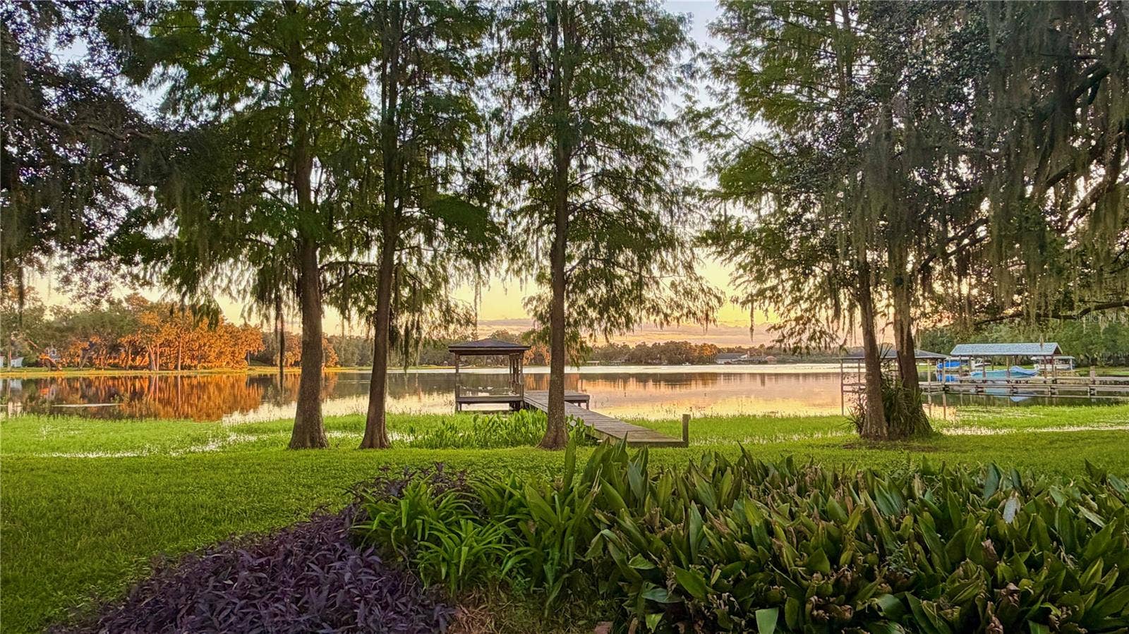 1128 OAKPOINT CIRCLE, Apopka, FL 32712 Gorgeous sunsets every evening!