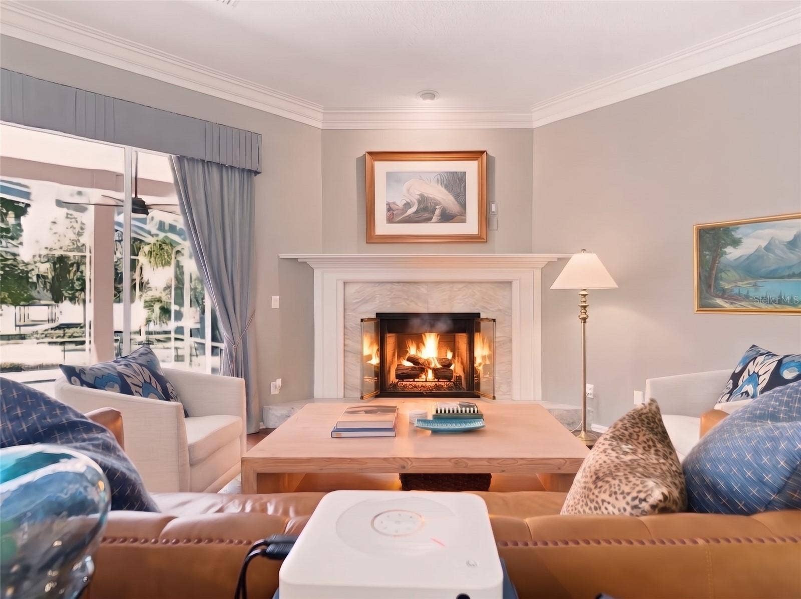 1128 OAKPOINT CIRCLE, Apopka, FL 32712 Cozy Living Room with lake views