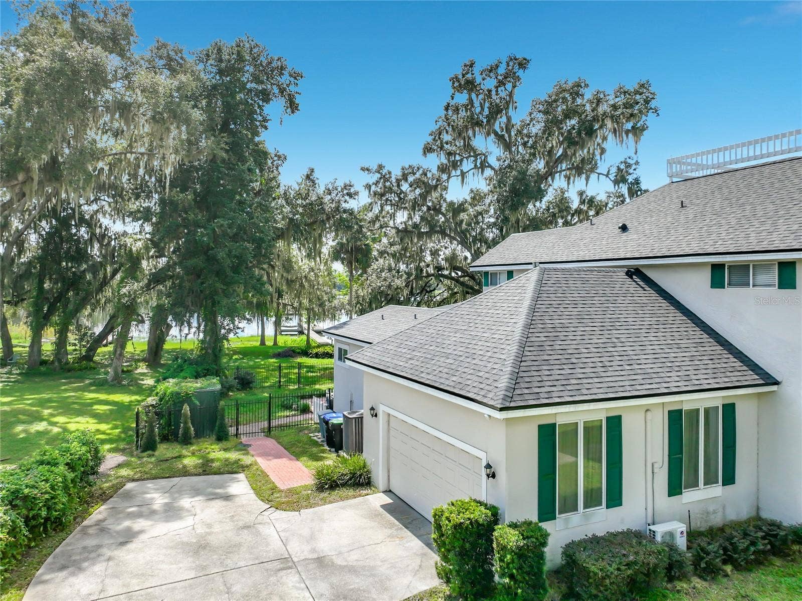 1128 OAKPOINT CIRCLE, Apopka, FL 32712 2-Car Garage - Fully Insulated w/AC