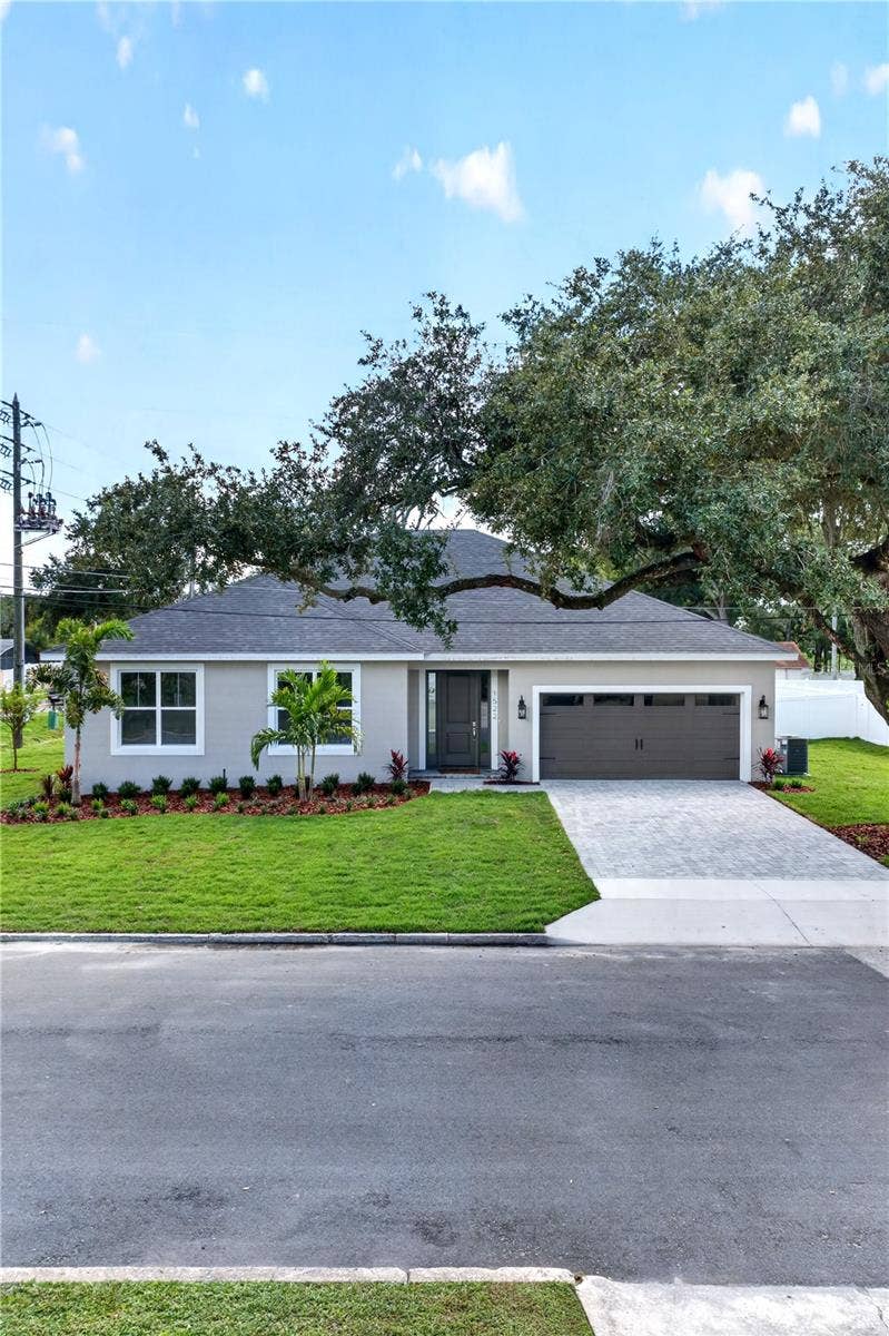 1522 SAWYERWOOD AVENUE, Orlando, FL 32809 1522 SAWYERWOOD AVENUE, Orlando, FL 32809