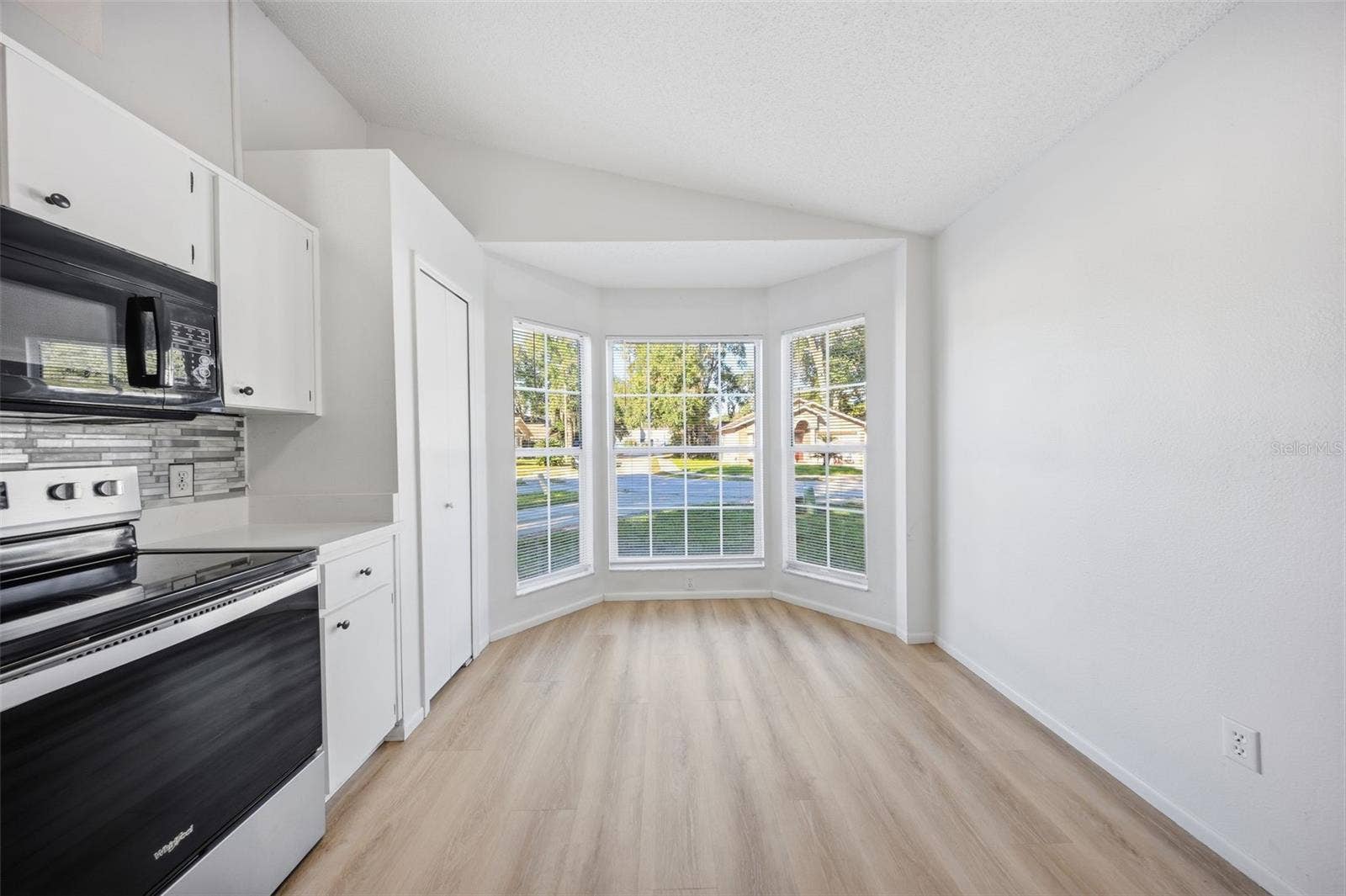 148 OAK GROVE RD, Winter Park, FL 32789 Breakfast Nook