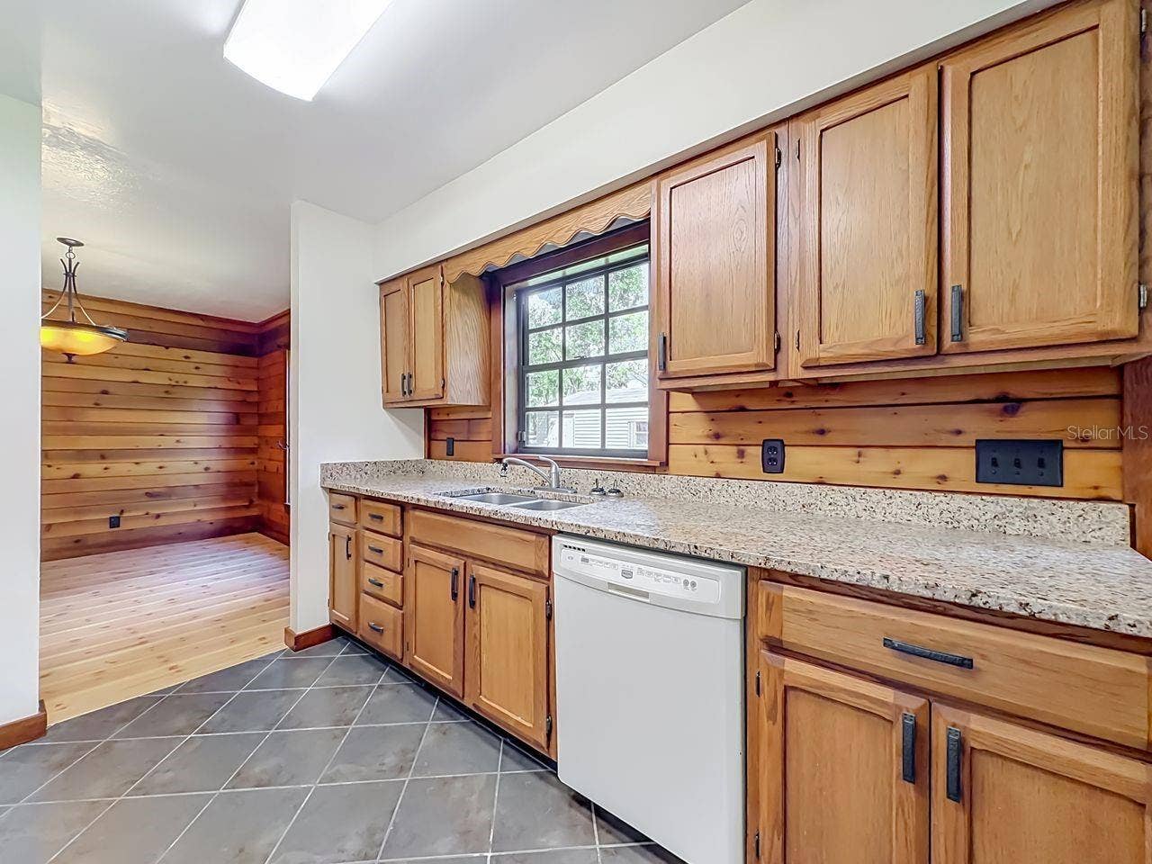217 S SHIRLEY AVENUE, Sanford, FL 32771 217 S SHIRLEY AVENUE, Sanford, FL 32771