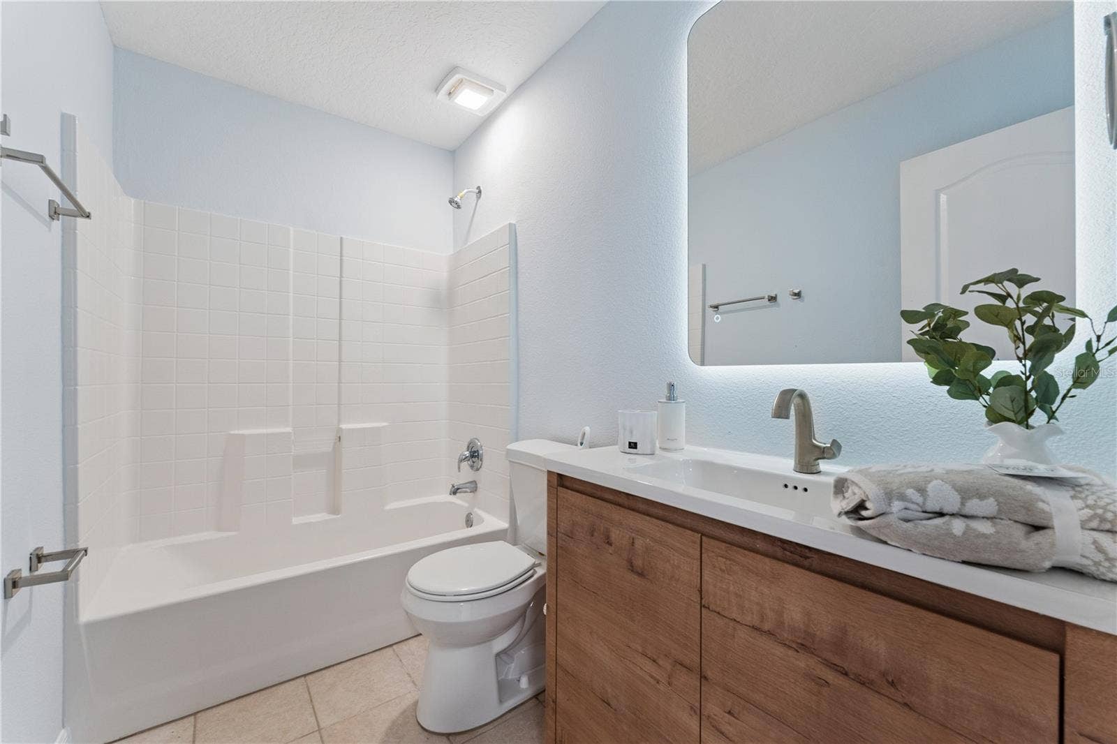 5731 VISTA LINDA DRIVE, Orlando, FL 32822 5731 VISTA LINDA DRIVE, Orlando, FL 32822