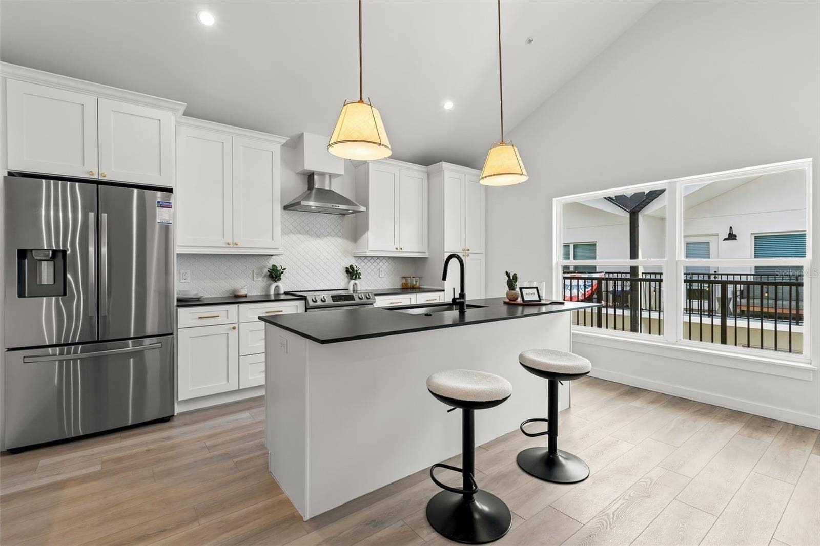 1606 PARK LAKE STREET, #9, Orlando, FL 32803 1606 PARK LAKE STREET, #9, Orlando, FL 32803