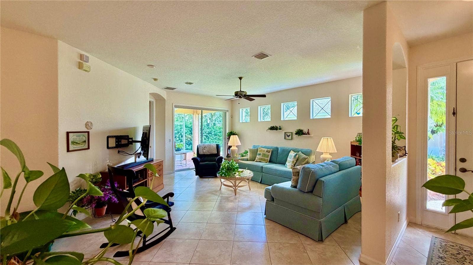 433 N TANGERINE SW, Vero Beach, FL 32968 433 N TANGERINE SW, Vero Beach, FL 32968