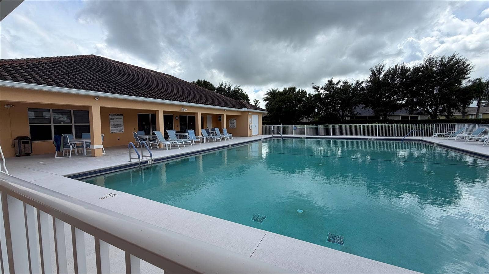 433 N TANGERINE SW, Vero Beach, FL 32968 433 N TANGERINE SW, Vero Beach, FL 32968