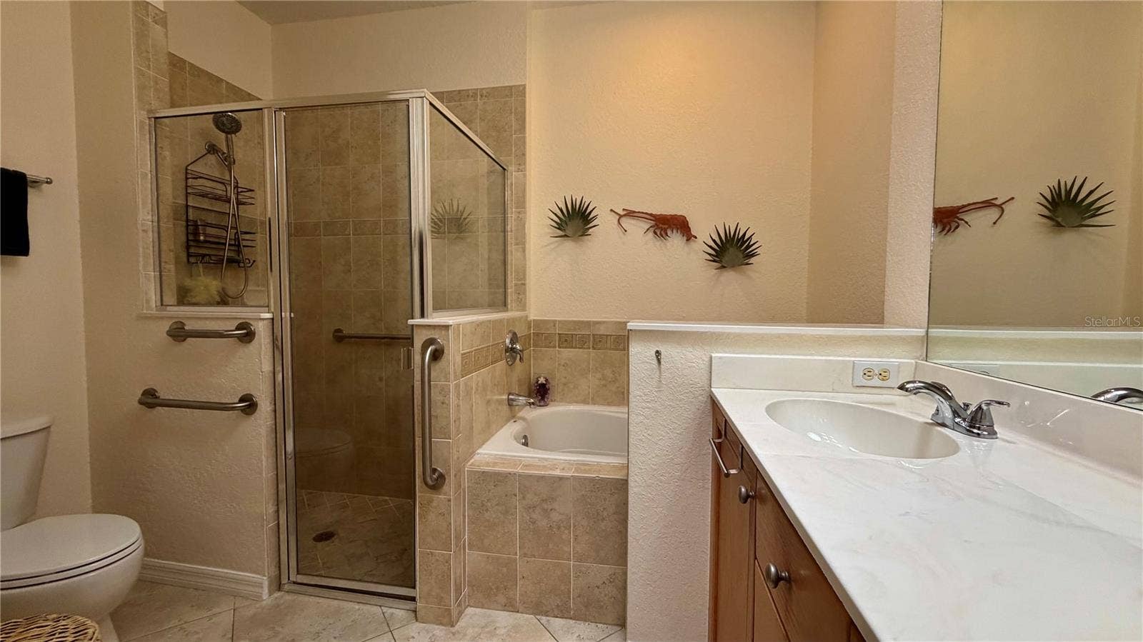 433 N TANGERINE SW, Vero Beach, FL 32968 433 N TANGERINE SW, Vero Beach, FL 32968