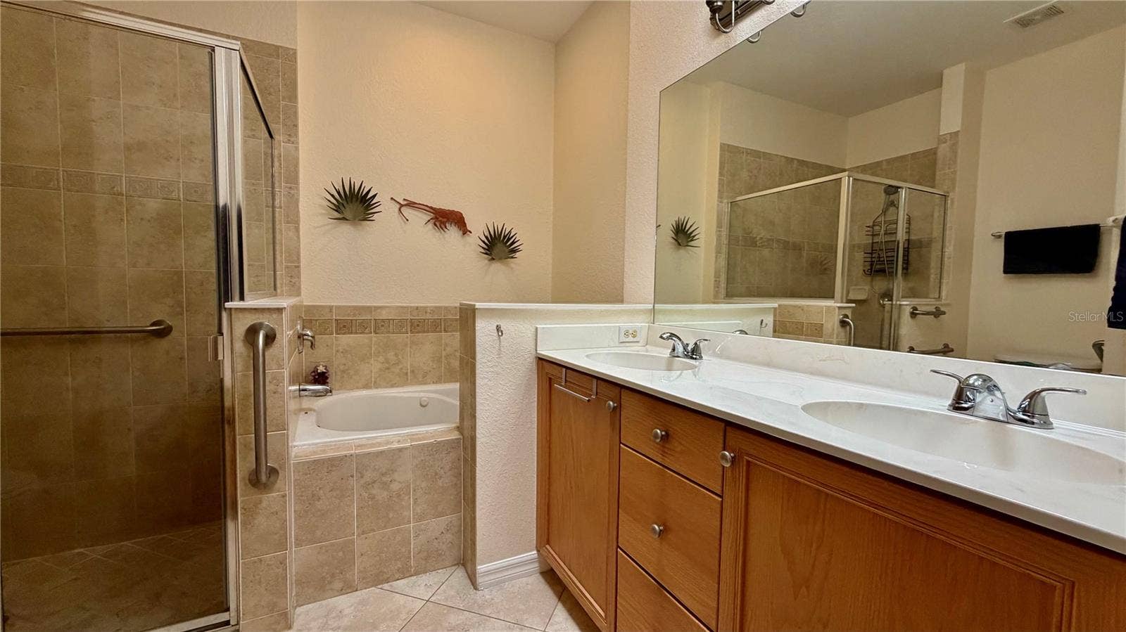 433 N TANGERINE SW, Vero Beach, FL 32968 433 N TANGERINE SW, Vero Beach, FL 32968
