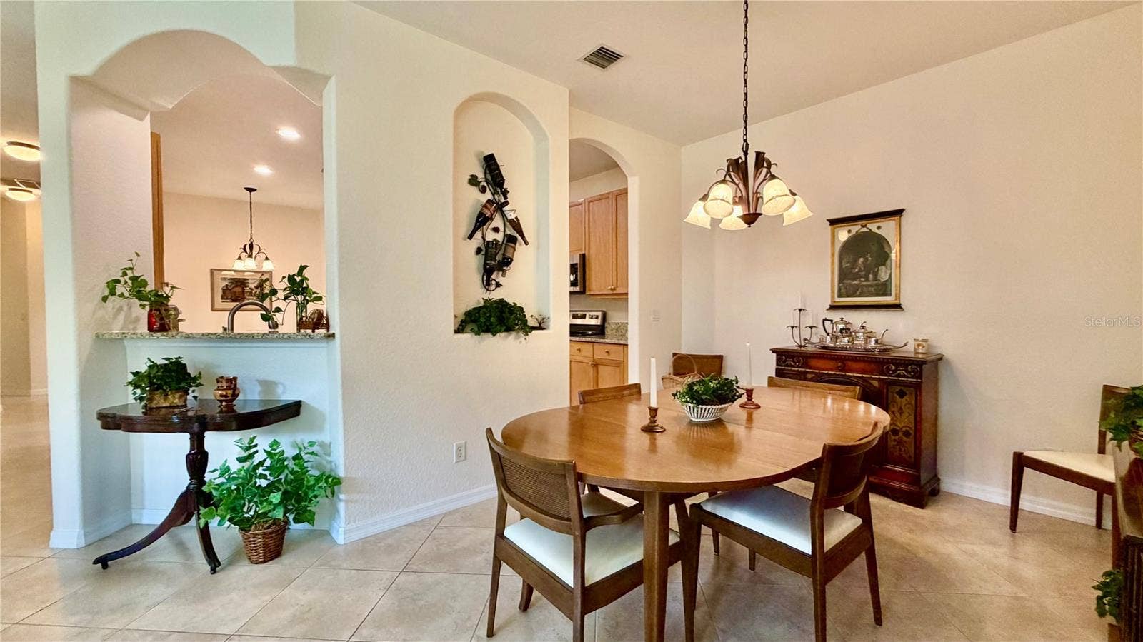 433 N TANGERINE SW, Vero Beach, FL 32968 433 N TANGERINE SW, Vero Beach, FL 32968