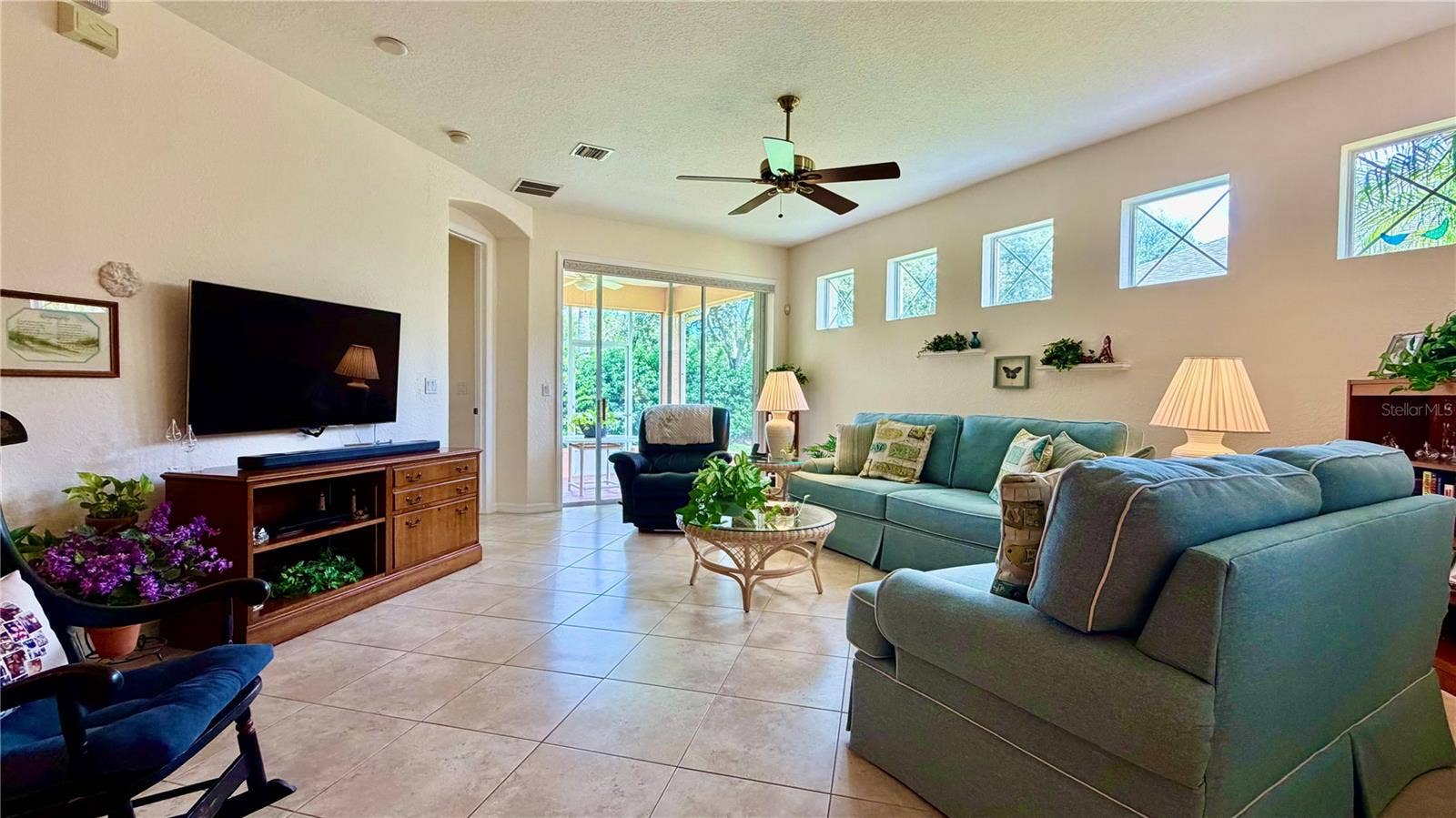433 N TANGERINE SW, Vero Beach, FL 32968 433 N TANGERINE SW, Vero Beach, FL 32968
