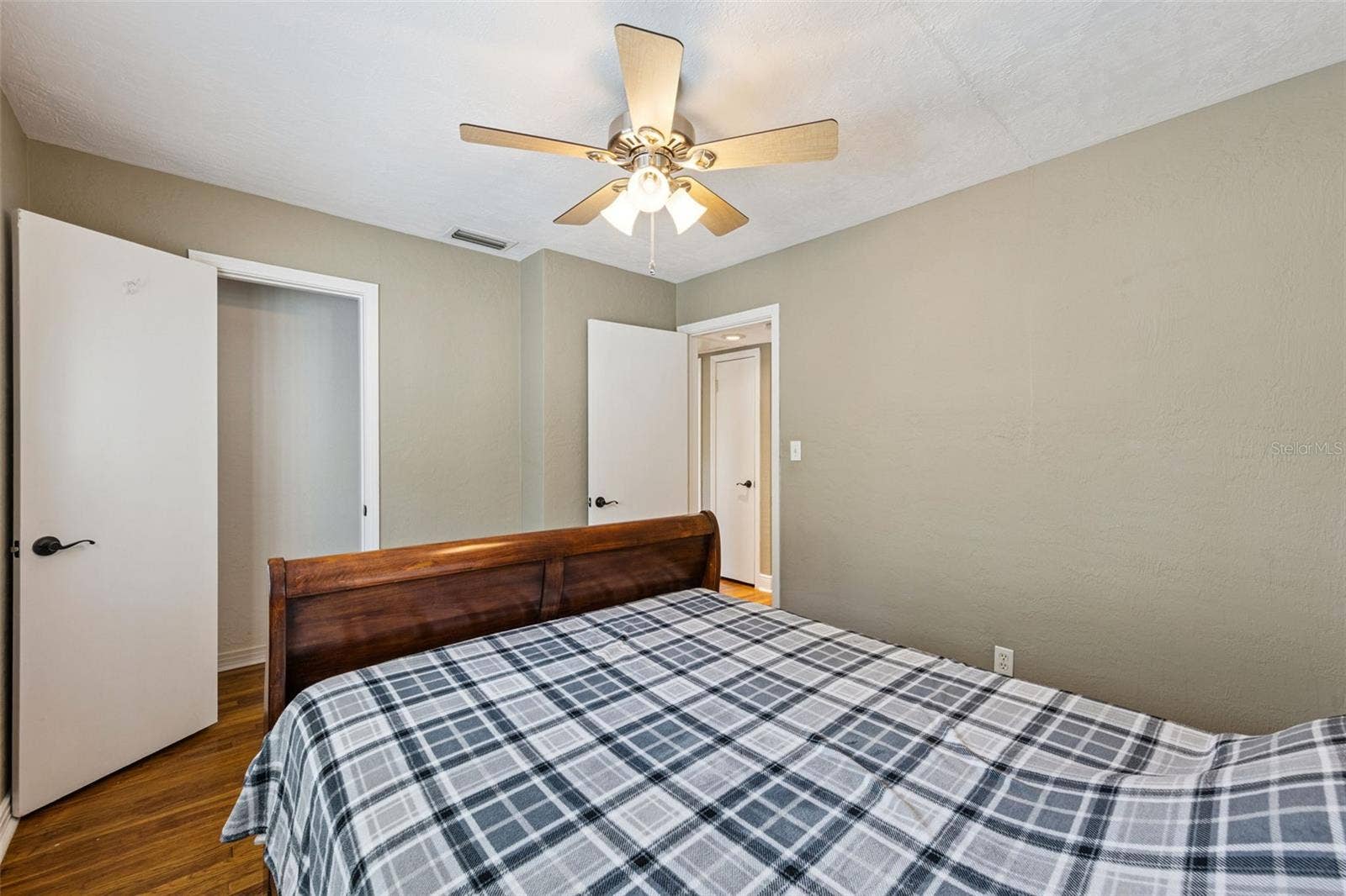 3115 HARGILL DRIVE, Orlando, FL 32806 3rd Bedroom with walk in closet