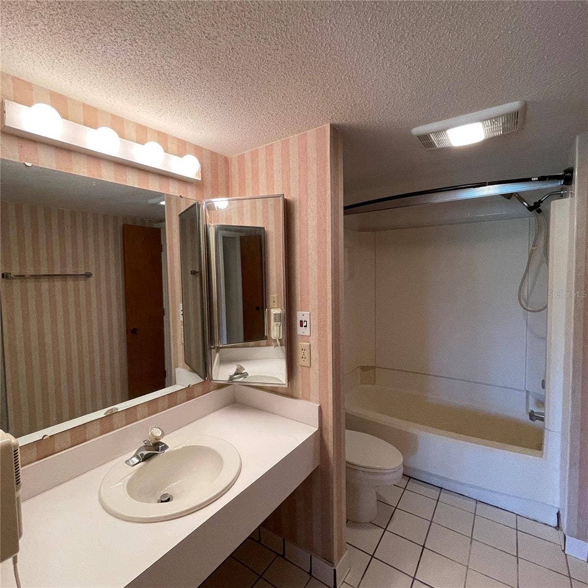 2366 BURNWAY ROAD, #2366, Haines City, FL 33844 2366 BURNWAY ROAD, #2366, Haines City, FL 33844