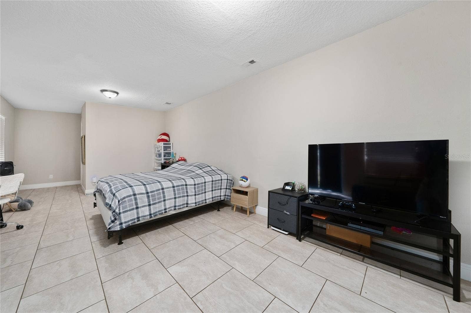 12131 AGANA STREET, Orlando, FL 32837 12131 AGANA STREET, Orlando, FL 32837
