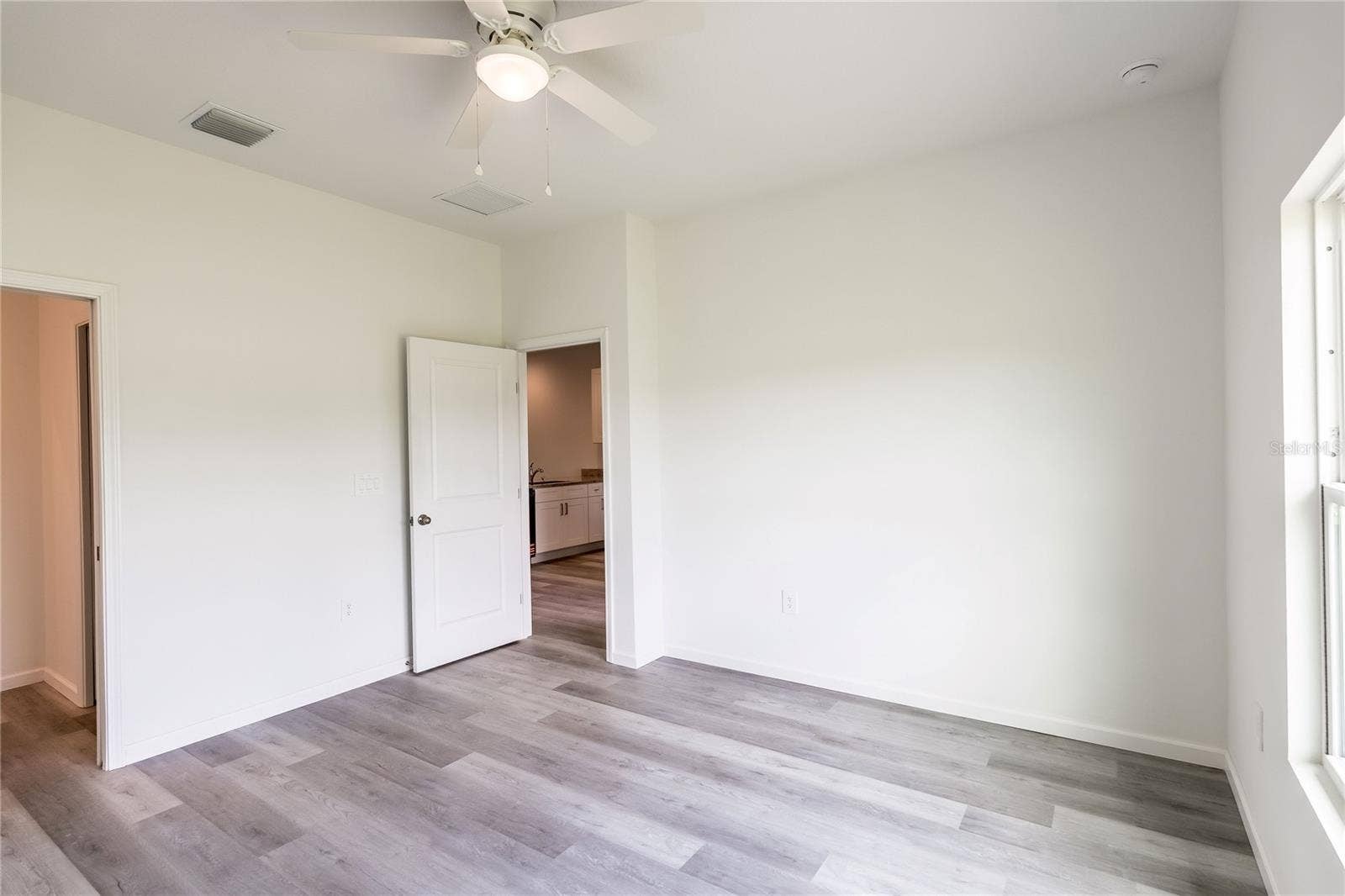 110 E 18TH STREET, Apopka, FL 32703 110 E 18TH STREET, Apopka, FL 32703