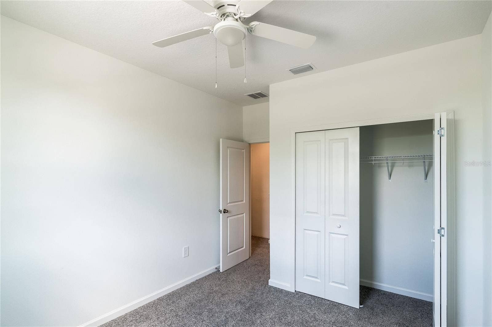 110 E 18TH STREET, Apopka, FL 32703 110 E 18TH STREET, Apopka, FL 32703
