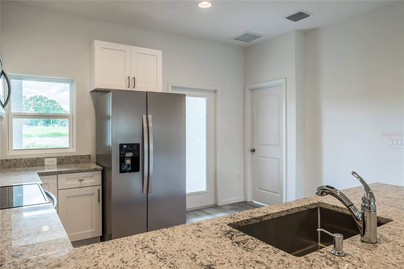 110 E 18TH STREET, Apopka, FL 32703 110 E 18TH STREET, Apopka, FL 32703