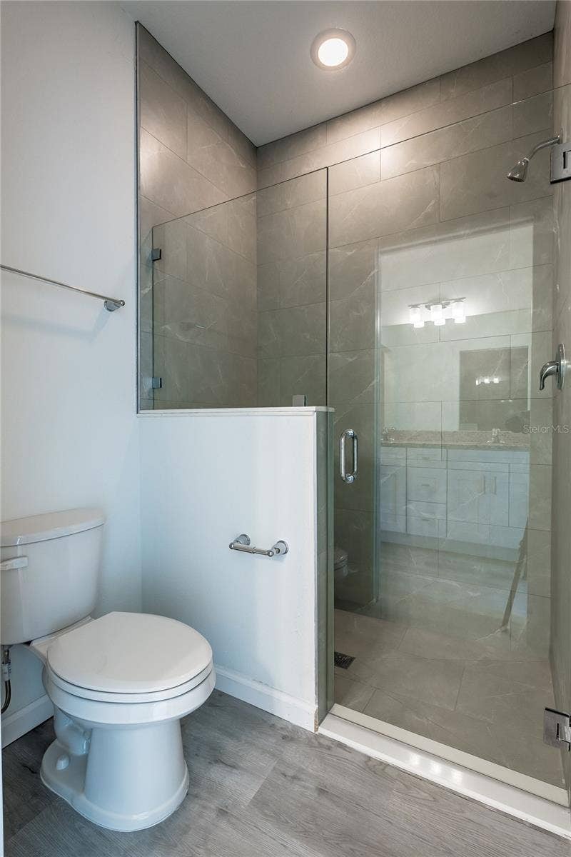 110 E 18TH STREET, Apopka, FL 32703 110 E 18TH STREET, Apopka, FL 32703