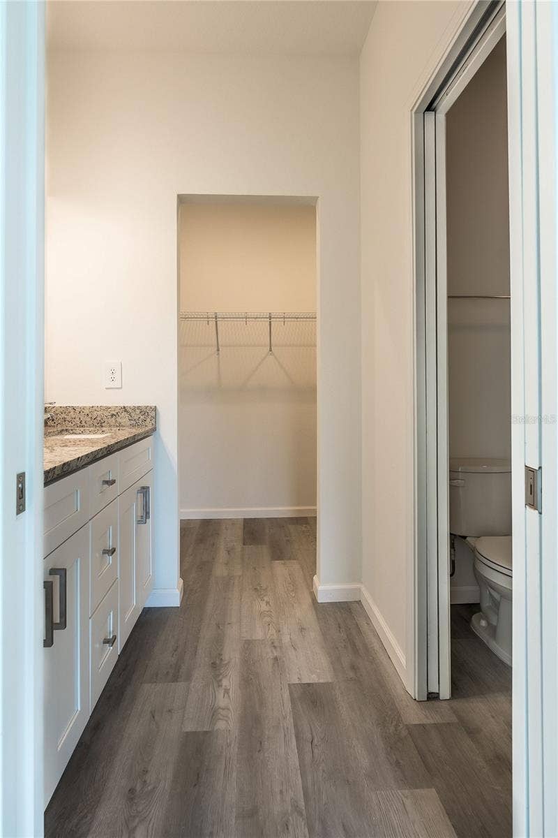 110 E 18TH STREET, Apopka, FL 32703 110 E 18TH STREET, Apopka, FL 32703