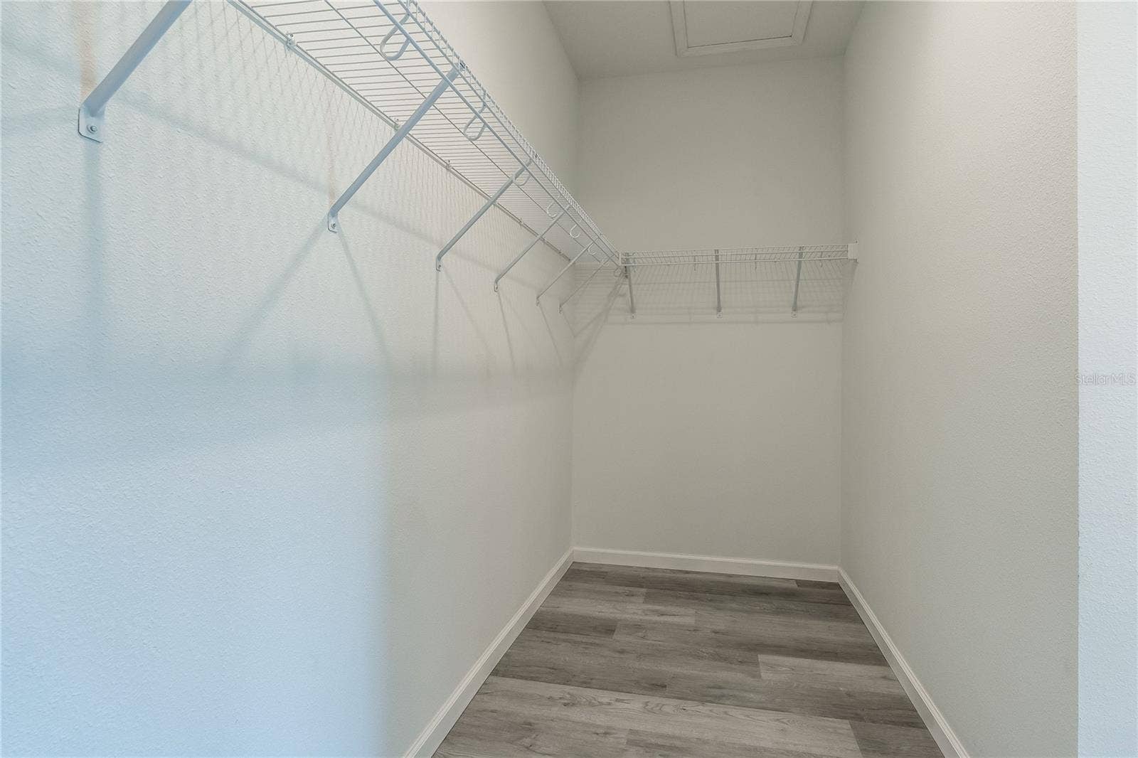 106 E 18TH STREET, Apopka, FL 32703 106 E 18TH STREET, Apopka, FL 32703
