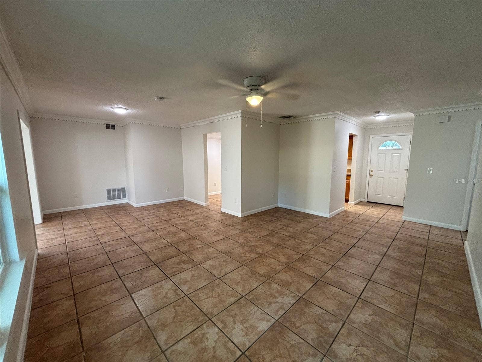 103 BILSDALE COURT, Longwood, FL 32779 Living Room/Dining