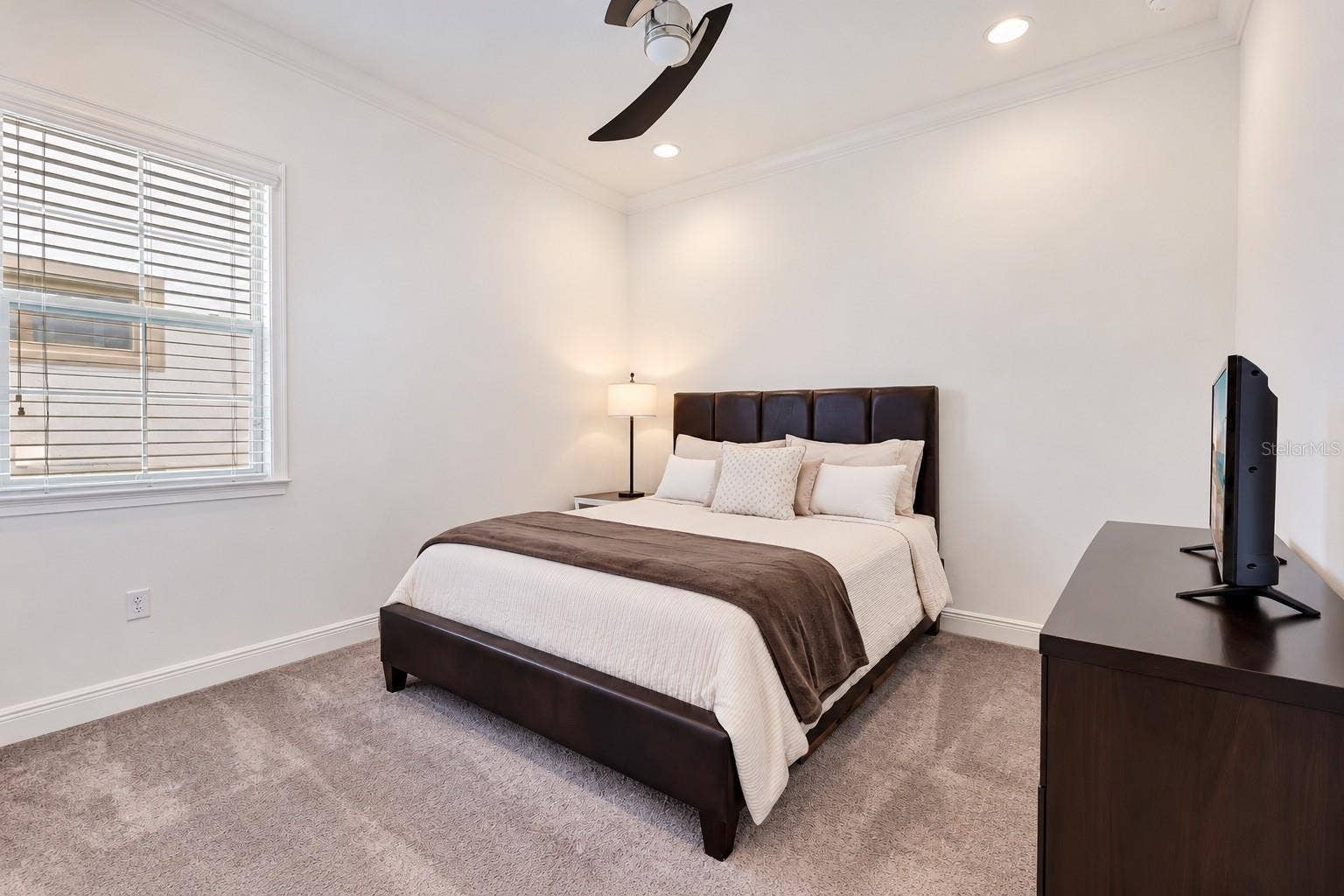13688 ABBERWICK DRIVE, Orlando, FL 32832 13688 ABBERWICK DRIVE, Orlando, FL 32832