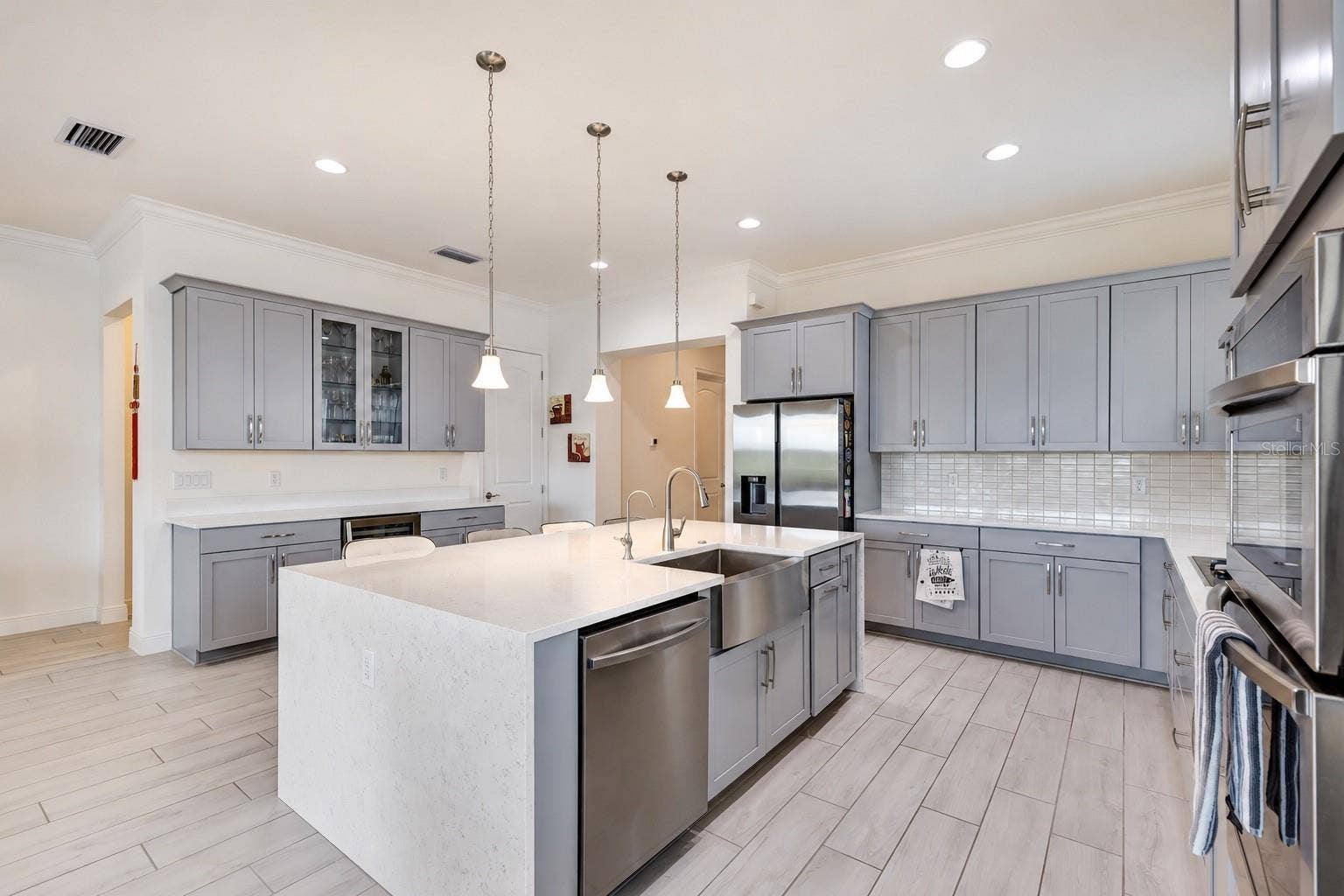 13688 ABBERWICK DRIVE, Orlando, FL 32832 13688 ABBERWICK DRIVE, Orlando, FL 32832