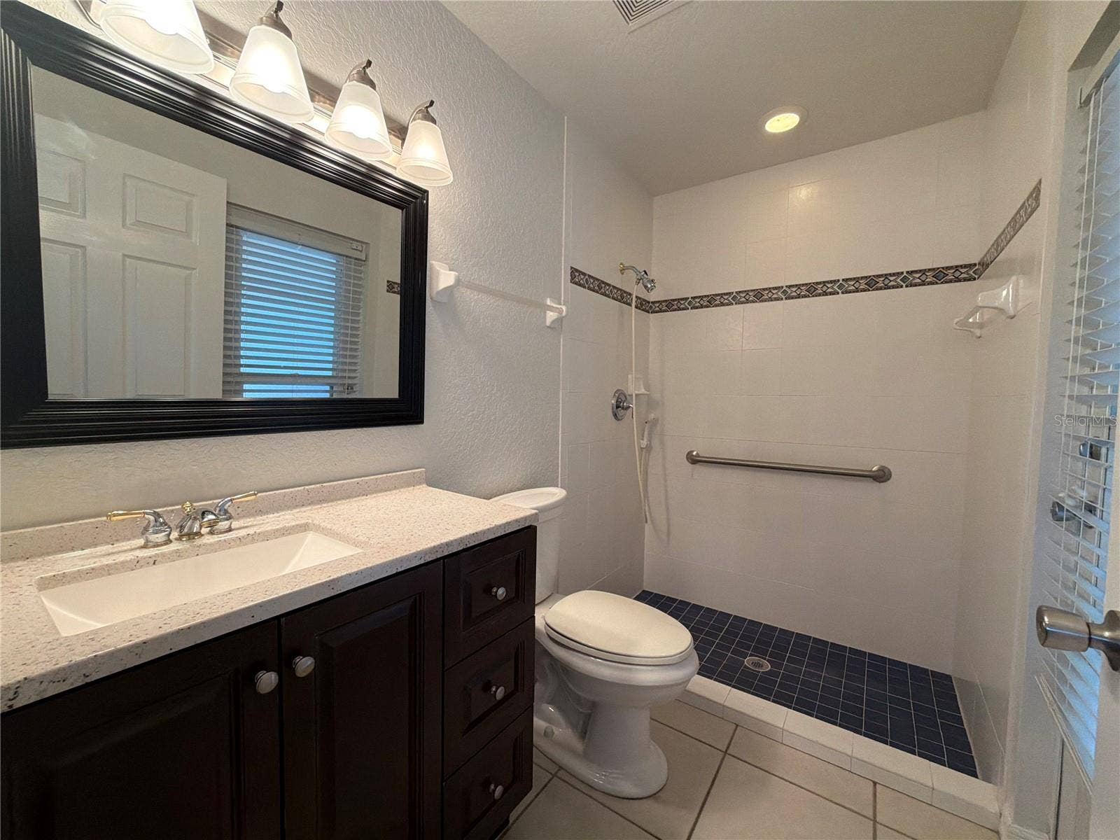 3705 MALEC CIRCLE, Sarasota, FL 34233
