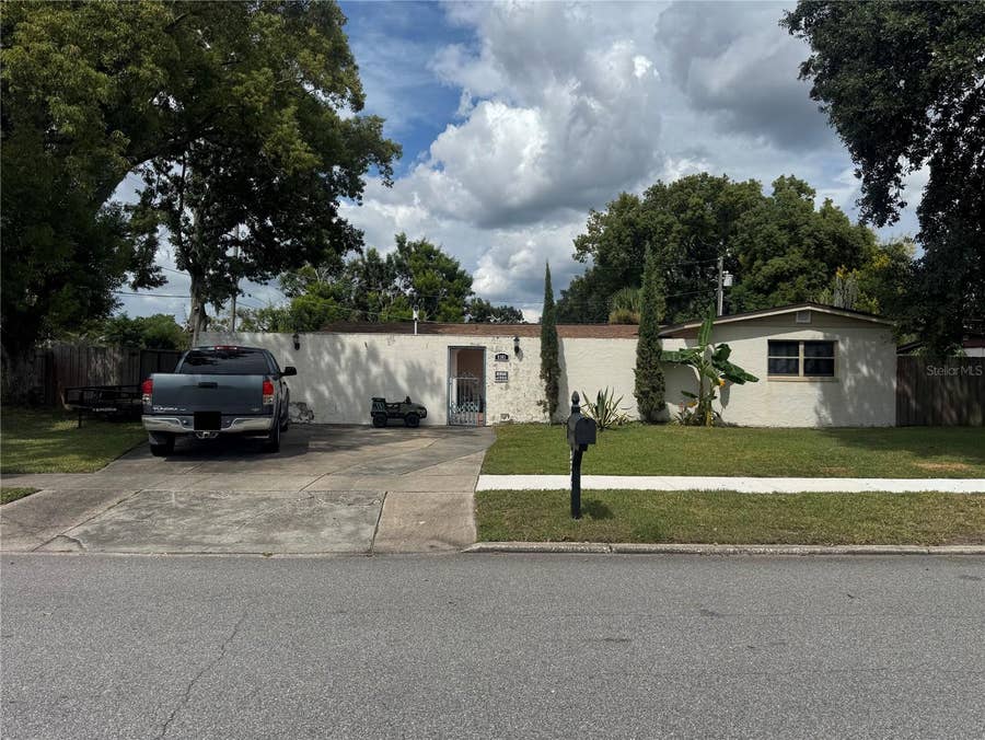 Property photo for 8303 CALAIS CIRCLE, Orlando, FL