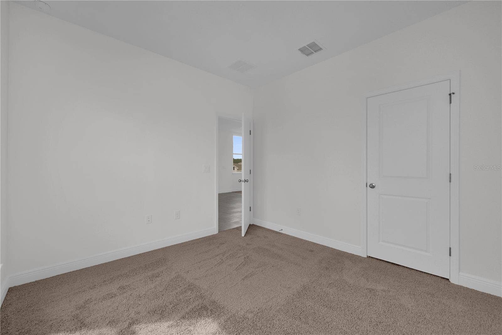 6393 WILD PERSIMMON WAY, UNIT #B, Winter Garden, FL 34787