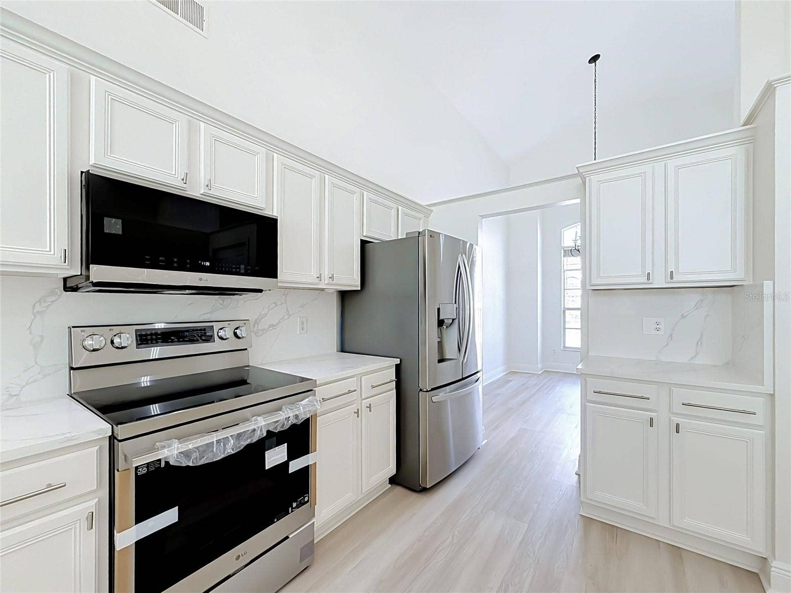609 SEASCAPE AVENUE, Orlando, FL 32828 609 SEASCAPE AVENUE, Orlando, FL 32828