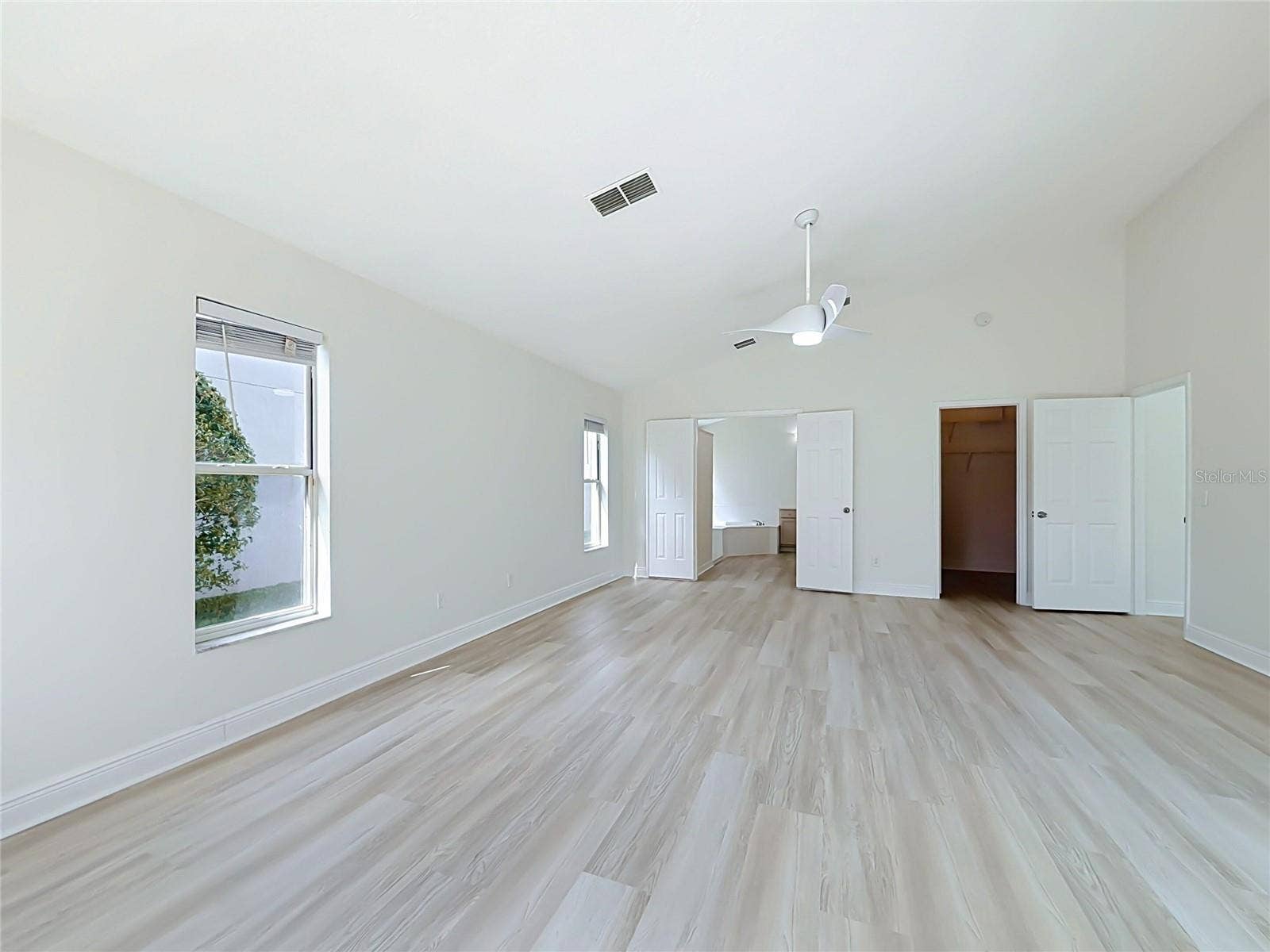 609 SEASCAPE AVENUE, Orlando, FL 32828 609 SEASCAPE AVENUE, Orlando, FL 32828
