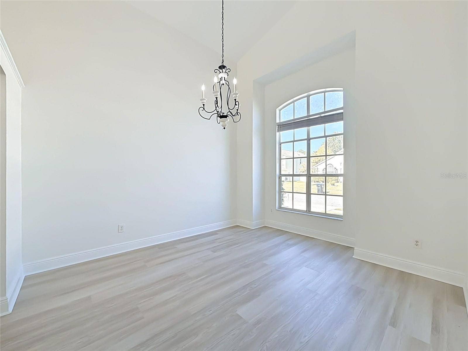 609 SEASCAPE AVENUE, Orlando, FL 32828 609 SEASCAPE AVENUE, Orlando, FL 32828